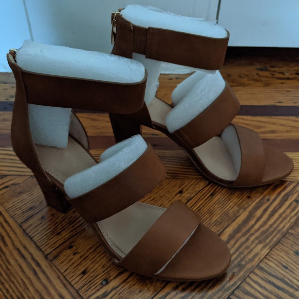 Kelly & Katie Charlotte Sandal in Cognac
